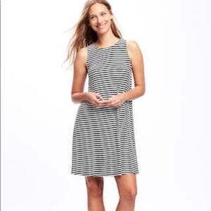 3 for $39 ☀️ Old Navy | Black White Striped Dress